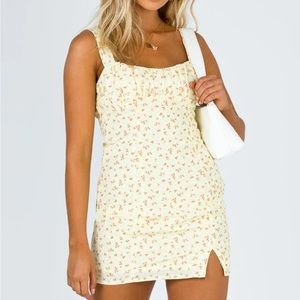 Size 4 Princess Polly Yellow Mini Dress